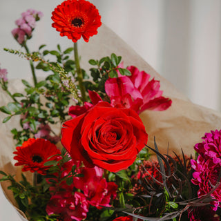 Valentine Sweetheart Vivid Bouquet