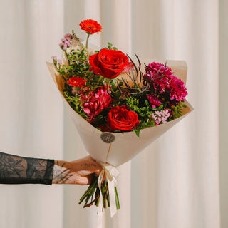 Valentine Sweetheart Vivid Bouquet